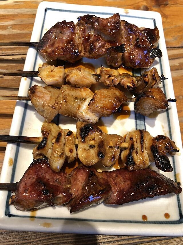 大統領 もつ焼盛り合わせ